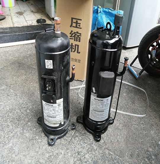 科尔沁右翼中中央空调压缩机的更换维修